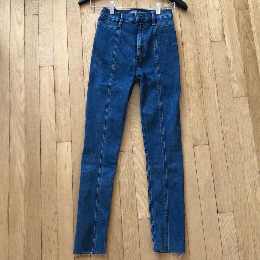 Abercrombie & Fitch High Rise Ankle Jeans